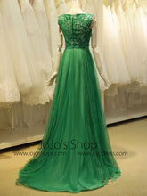 Modest Green Long Lace Formal Evening Dress